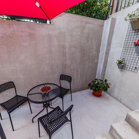 Kaštela Apartmani Ujakovic מראה חיצוני תמונה