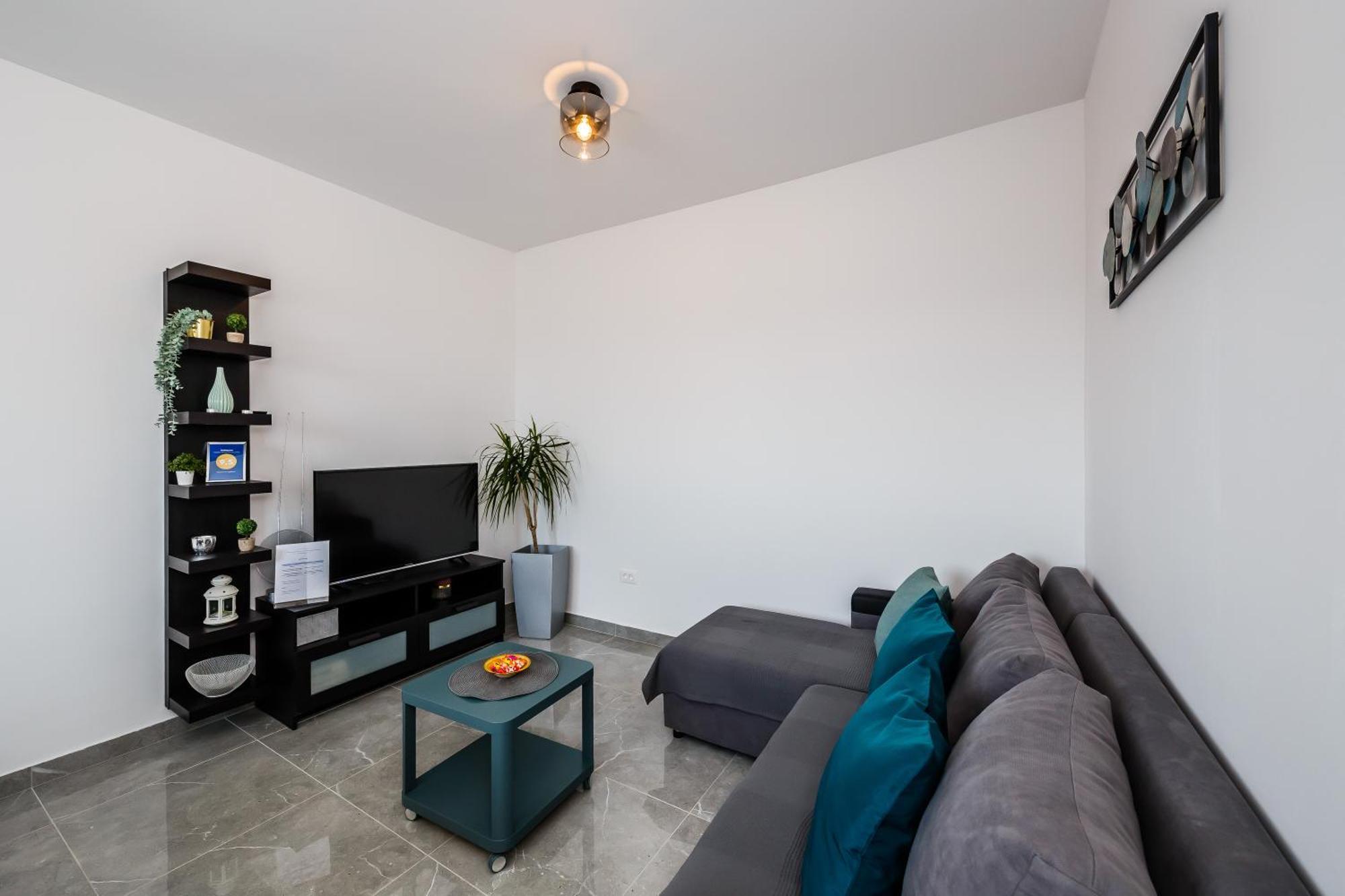 Kaštela Apartmani Ujakovic מראה חיצוני תמונה