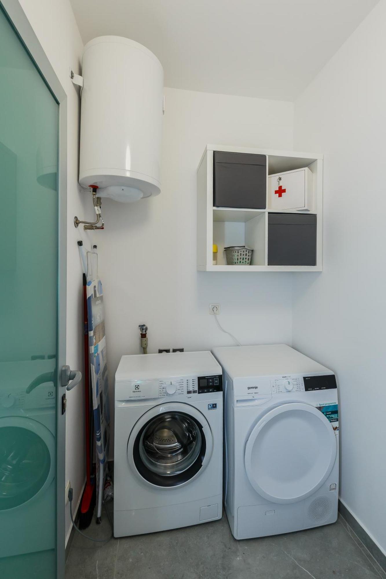 Kaštela Apartmani Ujakovic מראה חיצוני תמונה