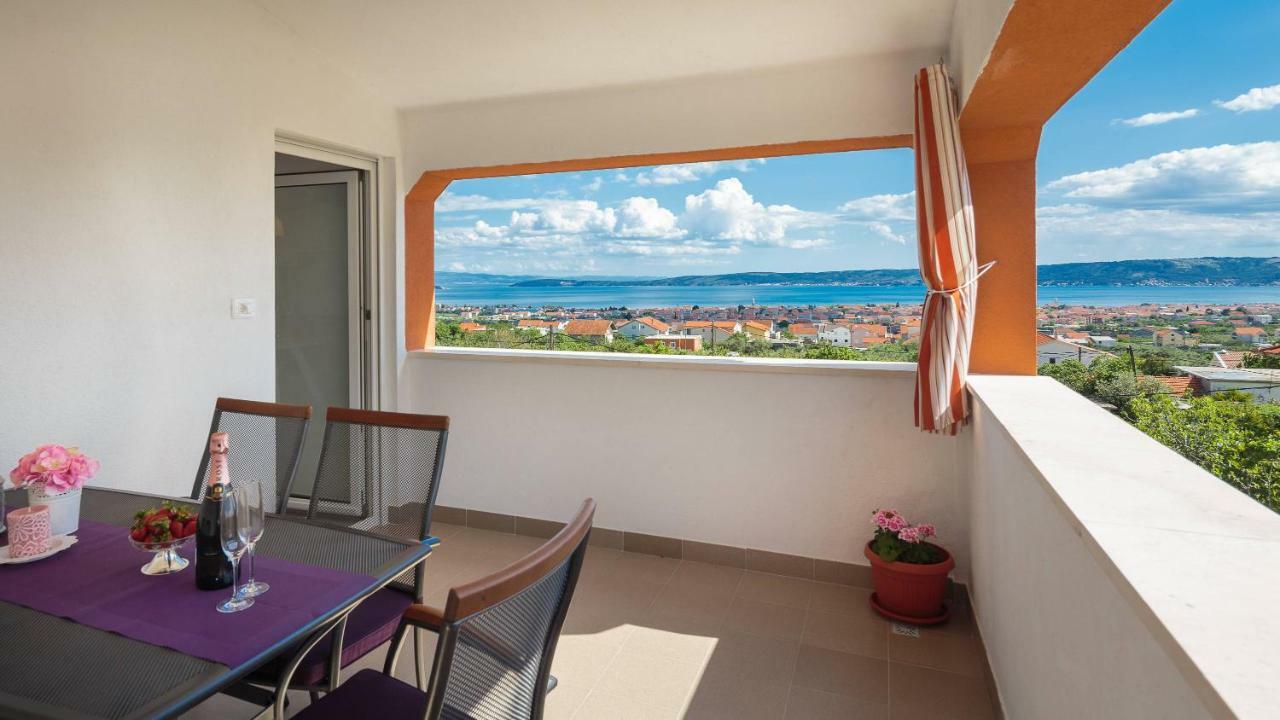 Kaštela Apartmani Ujakovic מראה חיצוני תמונה