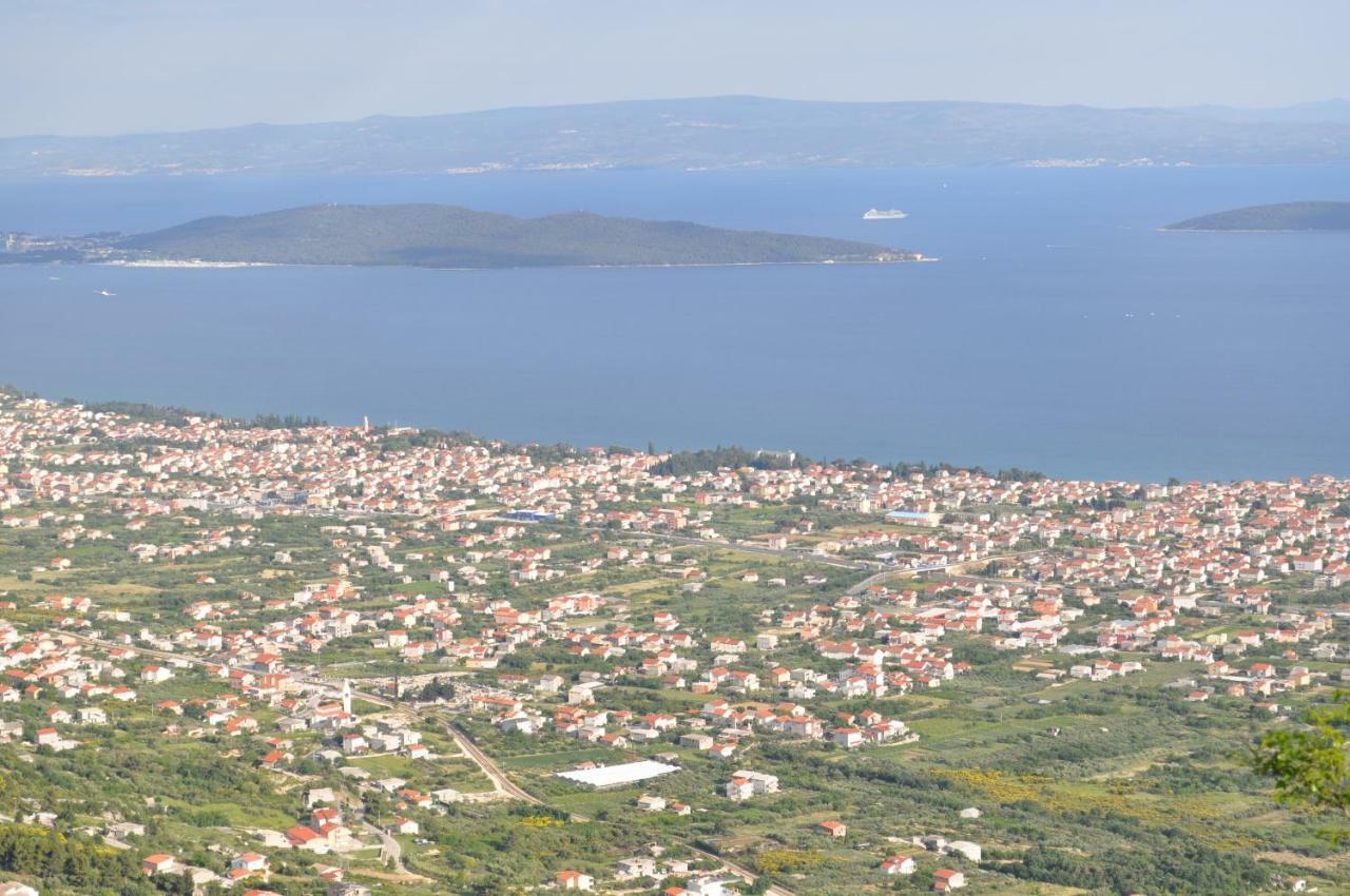 Kaštela Apartmani Ujakovic מראה חיצוני תמונה