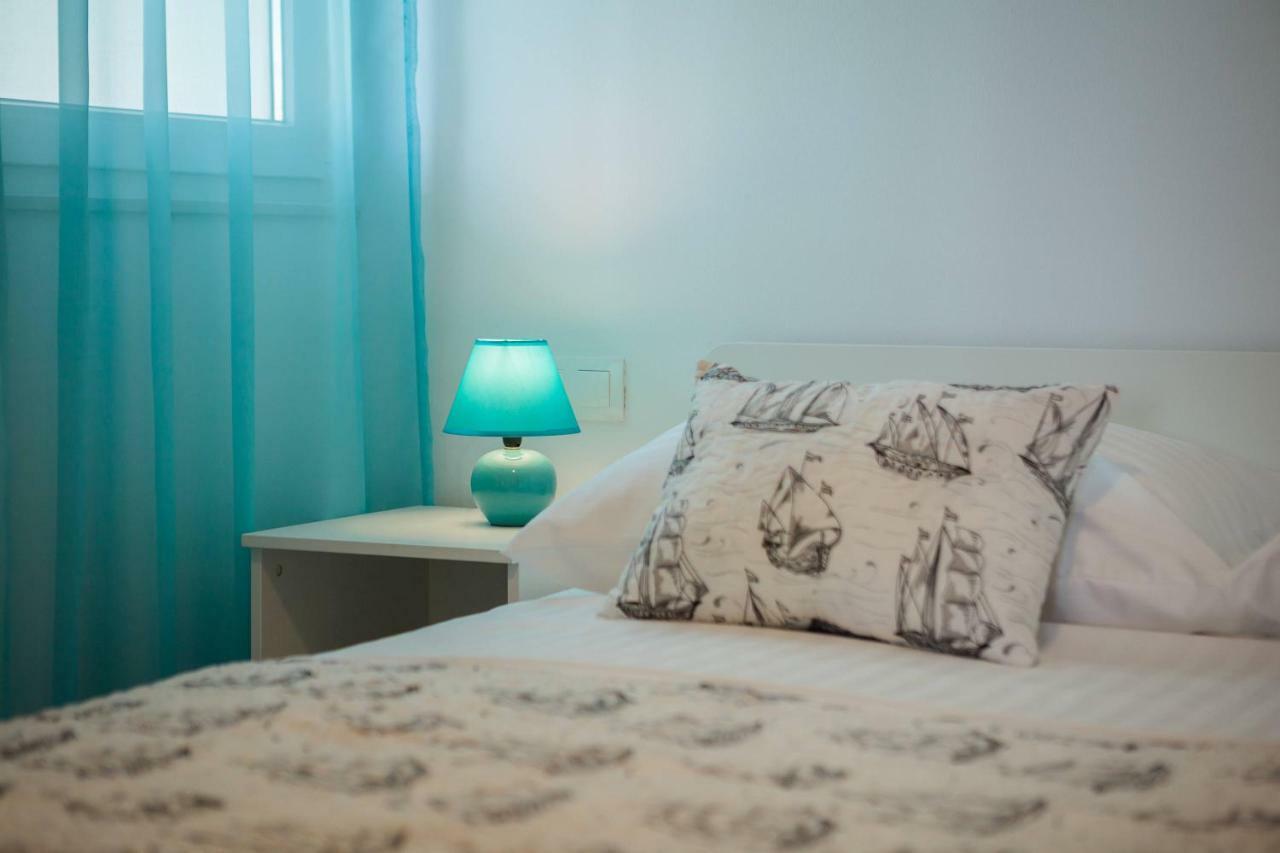 Kaštela Apartmani Ujakovic מראה חיצוני תמונה