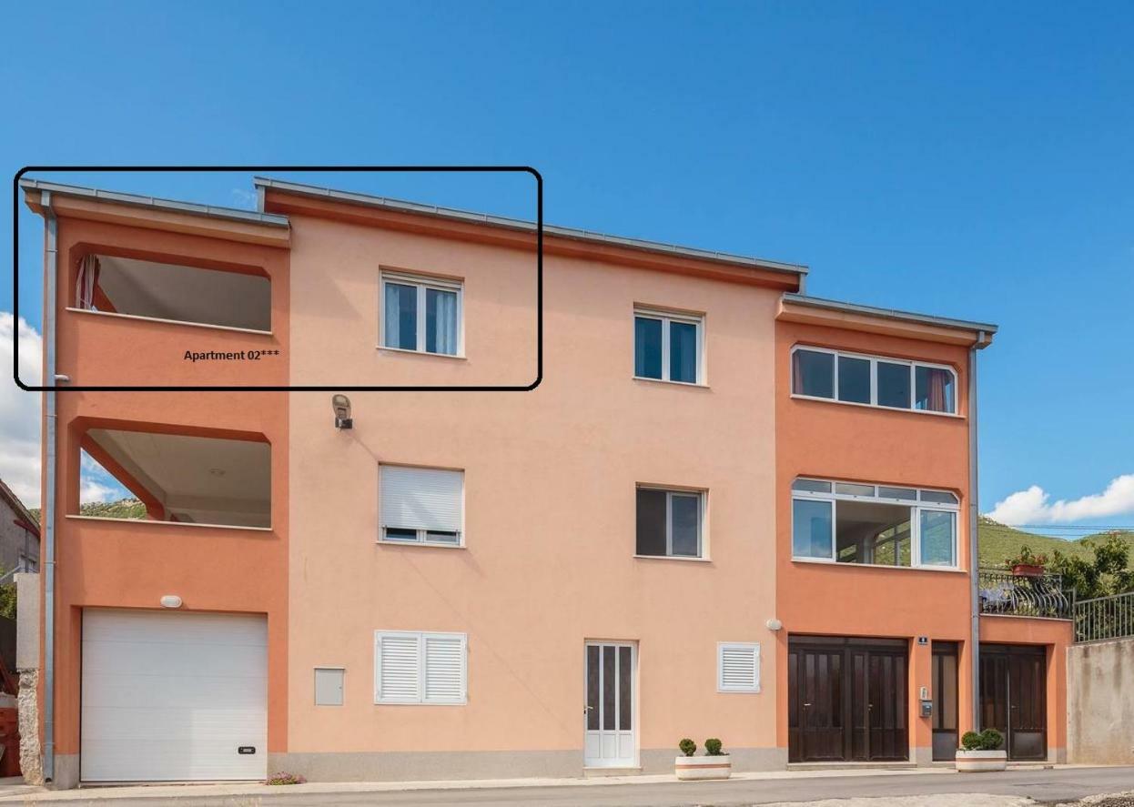 Kaštela Apartmani Ujakovic מראה חיצוני תמונה